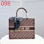 偽物ディオールバッグ